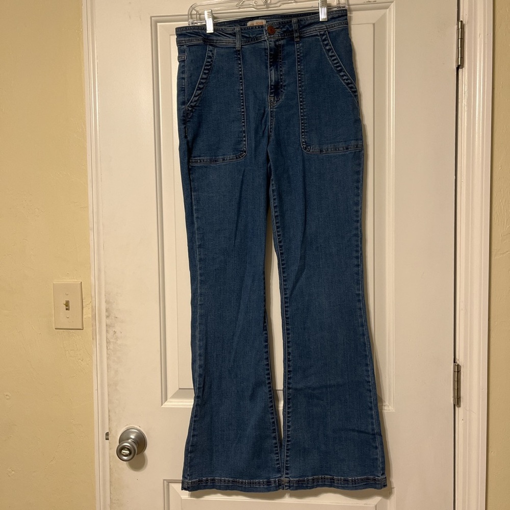 Target Brand: Knox Rose high waisted flare jeans size 10
